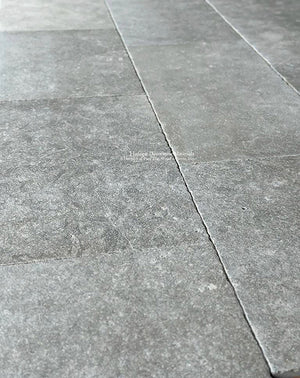 Nord-Pas-de-Calais Artisanally Weathered Grey French Limestone Flooring