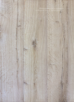 Wide plank French oak flooring – Castle Combe pale aged oak with warm beige, flax and limestone undertones