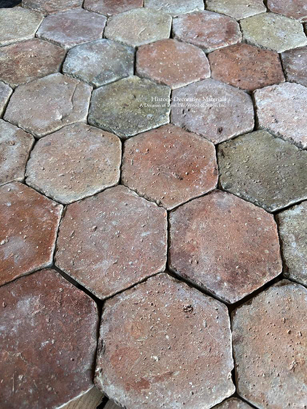 Recreate historic French farmhouses by installing reclaimed French terra cotta tiles in your kitchen.