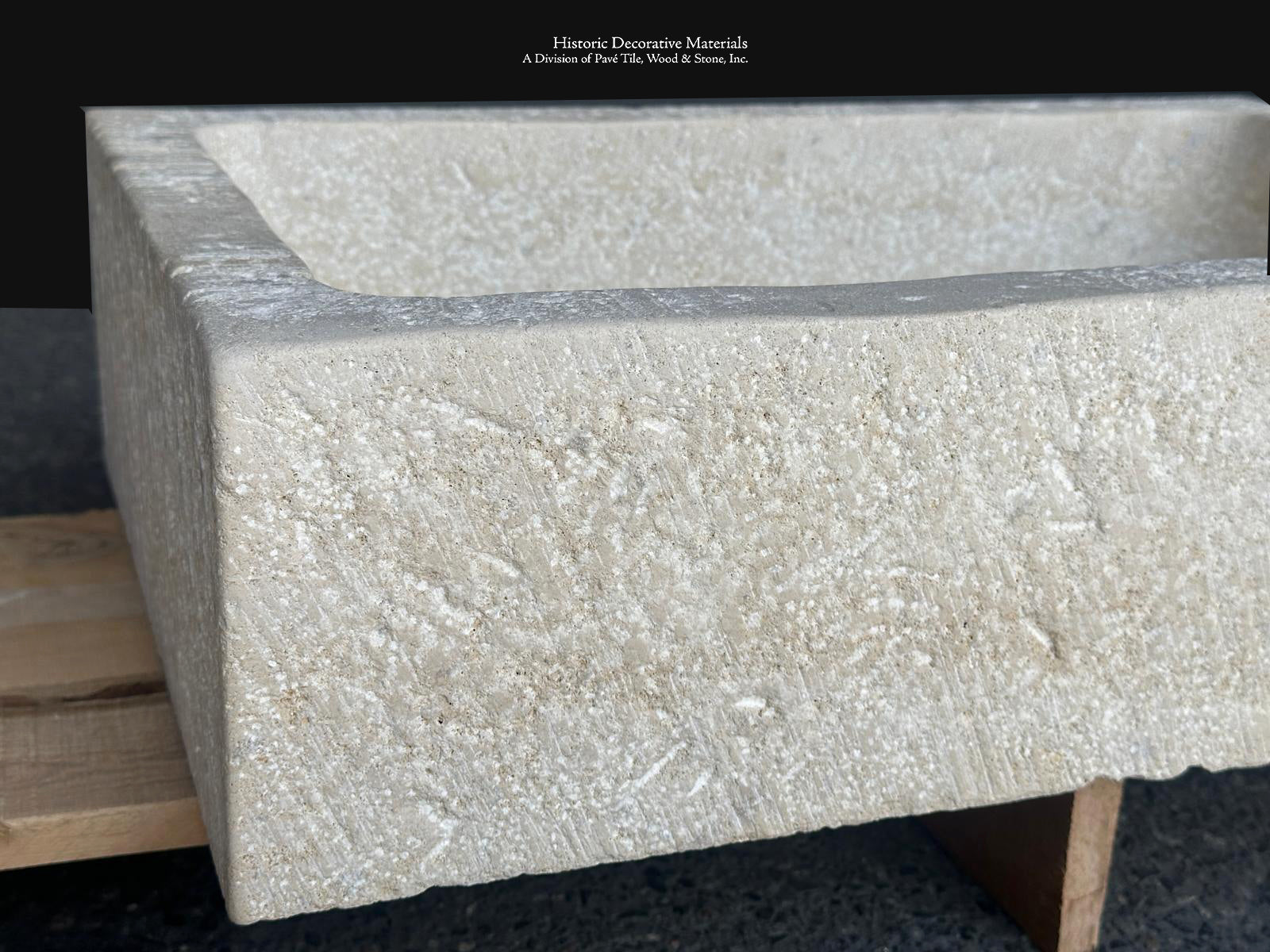 French Limestone Sink Antiqued Stone Trough Sink for Luxury Bath 