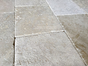 Antiqued Bar de Beaucaire French Limestone Flooring